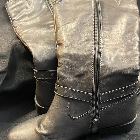 Wanted Black Mid-Calf Lace-Up Harness Boots - Picture 2 of 3